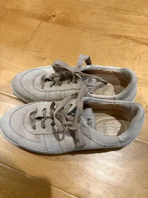 AGL Italy suede tennis shoes beige water resistant sz 39 9 thumbnail 3