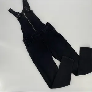 Levi’s Sexy Soft Black Denim Skinny Fit Overalls Size‎ 26 Size 2 thumbnail 4