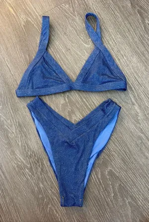 Triangl bikini set thumbnail 1