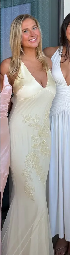Windsor Formal Dress Long yellow thumbnail 1