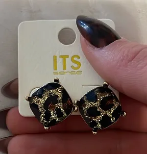Gold cheetah sparkly earrings thumbnail 1