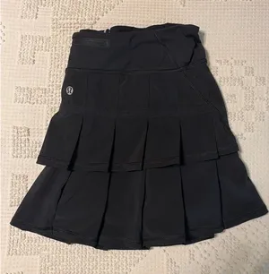 Lululemon Skirt Black thumbnail 1