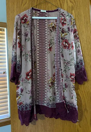 Mason & Belle Floral Kimono thumbnail 1