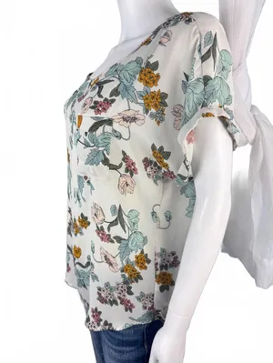 Maurices Floral Print Short Sleeve Blouse - Size M thumbnail 3