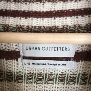 Urban Outfitters Women's Mackenna Stripe Mock Neck Cropped Pullover Sweater L thumbnail 4
