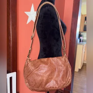 Sonoma Crossbody Leather “Everything” Saddle Bag thumbnail 6