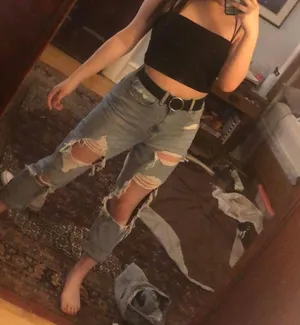 mom jeans  thumbnail 4
