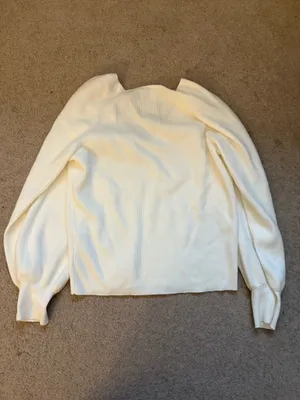 Abercrombie White Sweater thumbnail 2