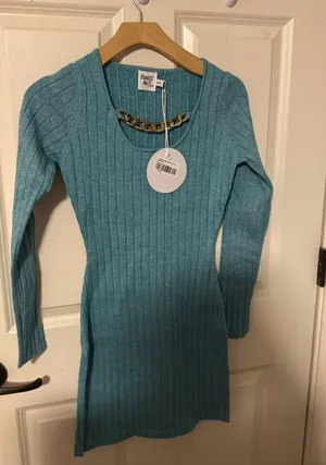 Dress thumbnail 1