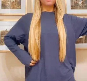 SKIMS Long Sleeve Boyfriend T-Shirt XS thumbnail 1