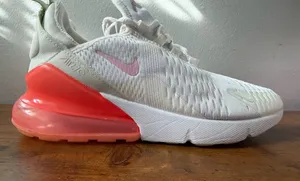 Nike Air Max 270 White Coral Pink (Youth 6Y / Women's 7.5) thumbnail 1