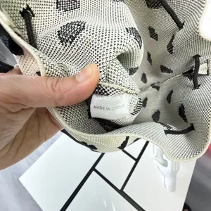 Knit Heart Pattern Drawstring Bucket Crossbody Bag 🖤✨ White thumbnail 15