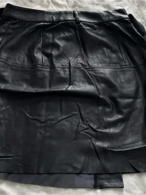 Aritzia Wilfred Free Black vegan Leather Mini Wrap Skirt size XS tie side Preppy thumbnail 11