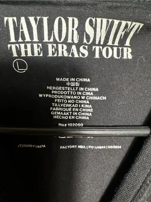 H63. Taylor Swift The Eras Tour 2023-24 Black Crop Tee Shirt Women’s L thumbnail 2