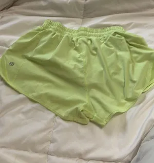 Lululemon Hotty Shorts 2.5" Hot Low-Rise thumbnail 2