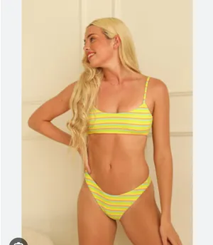 Dippin' Daisy's Bikini Set thumbnail 2