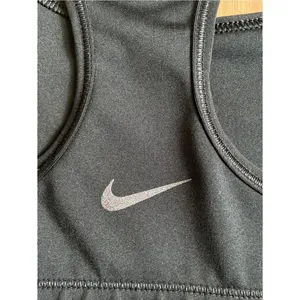 Nike Dri-FIT Women's Swoosh Graphic Sports Bra - Black/Silver Glitter , Size XS thumbnail 4