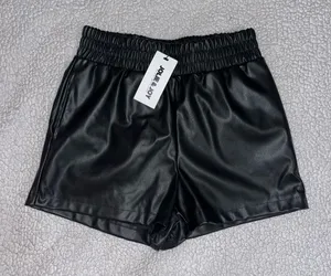 Faux Leather Shorts Black Size M thumbnail 1