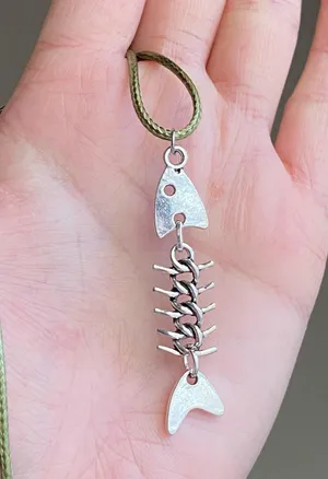 Handmade fish bone boho funky simple necklace🌀🐟💙 thumbnail 3