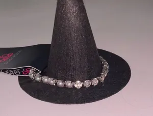 💙 NWT Paparazzi Elegant Silver and Grey Bracelet thumbnail 1