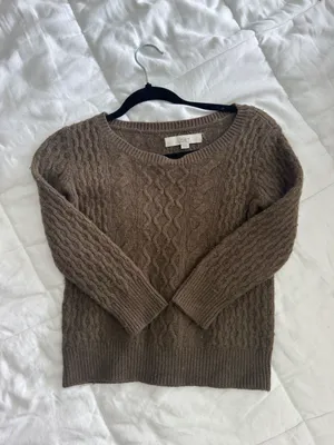 Green Sweater thumbnail 2