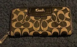 Coach signature C Wrap around wallet thumbnail 1