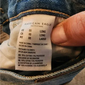American eagle Distressed mom jeans size 00 long thumbnail 5