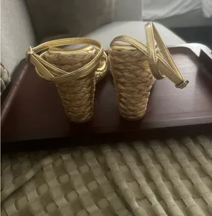 Jeffrey Campbell thumbnail 3
