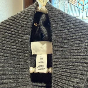 H&M Charcoal Turtleneck Sweater thumbnail 4