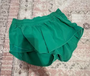 Lululemon Hotty Shorts 2.5" Kelly green thumbnail 1