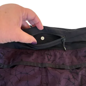Lululemon Speed Shorts Size 6 Star Crushed Black Cherry Running Pockets Fitness thumbnail 5