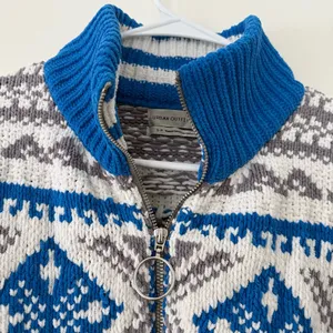 Urban Outfitters Blue and Gray Textured Scout Shrunken Zip-Up Sweater Size S thumbnail 6