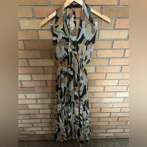 Lulu’s In Vacay Mode Black Floral Print Halter Tiered Maxi Dress Size XS thumbnail 3