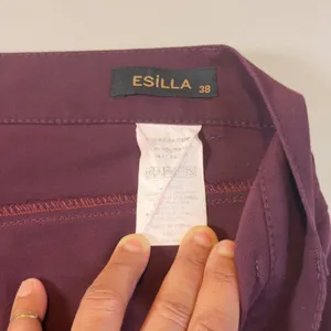 Esilla Women Plum Burgundy Crop Slim Fit Stretch Trousers Gold Zip‎ Pockets Sz 6 thumbnail 8