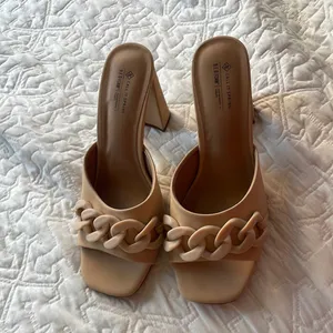 Call it spring NEW Floraa Chain Block Heel Sandal Bone Beige Color Size 11 thumbnail 3