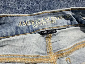 American Eagle Light Wash Denim Shorts with Frayed Hem Size 6 thumbnail 3