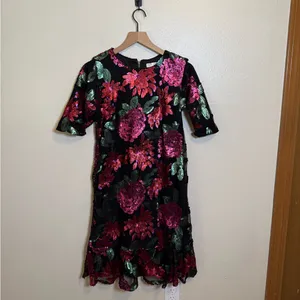 Ivy City Co Evelyn Dress in‎ Floral Sequin thumbnail 3