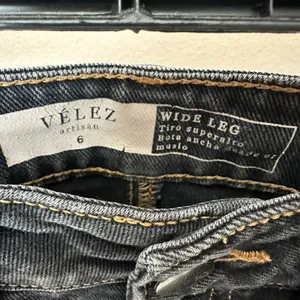 Velez Wide Leg Jeans Women’s 6 Washed Black Y2K Grunge Skater Streetwear Goth thumbnail 2