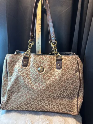 Tommy Hilfiger Monogram Tote Bag Brown Tan Gold Chain Hardware Large Handbag thumbnail 1