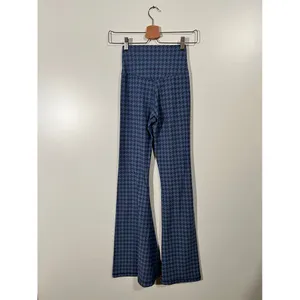 Aerie Crossover Flare Pants in Blue Houndstooth Size Medium Short thumbnail 4