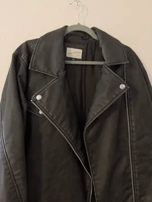 Universal Threads Leather jacket thumbnail 2