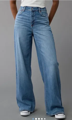 American Eagle Jeans thumbnail 1
