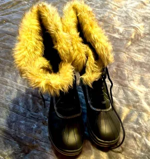 Merona by Target winter boots duck boot inspired thumbnail 1