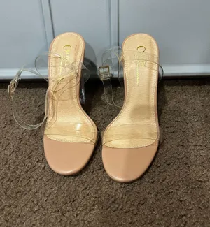 Clear heals Gold Size 6 thumbnail 1