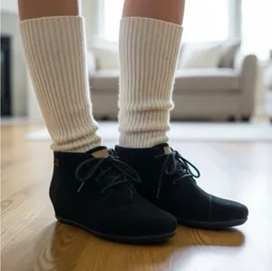 Toms Black Desert Wedge Black Suede Ankle Booties Lace Up Women’s Size 7 thumbnail 1