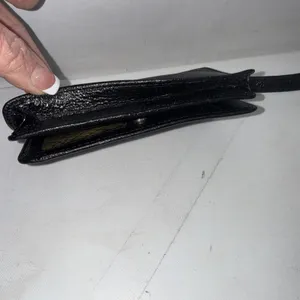 Vintage HOBO INTERNATIONAL Black Patent Leather Folding Wristlet Clutch Wallet thumbnail 4