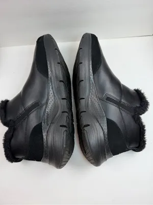 Skechers Arch Fit Women’s 11 Black Leather Faux Fur Ankle Boots Zip Comfort thumbnail 6