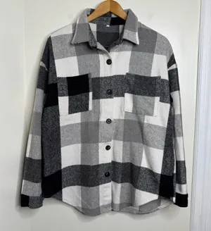 Plaid Button Down Shirt Shacket Size Large Pockets Oversized Heavyweight Black thumbnail 2