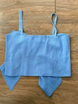 Blue Bow-Front Knit Crop Top - Women thumbnail 2