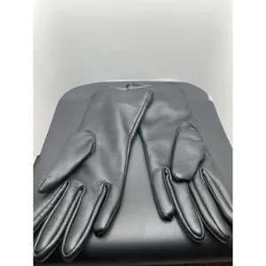 Vintage Black Women's‎ Gloves With Rabbit Fur Size 8 thumbnail 3